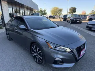 Nissan Altima 2020 2.0 Platinum 4dr Sedán