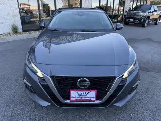 Nissan Altima 2020 2.0 Platinum 4dr Sedán