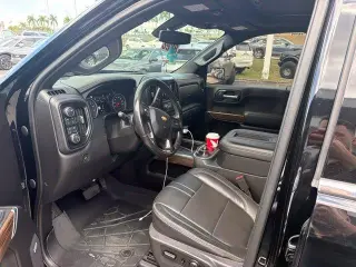 Chevrolet Silverado 1500 2021 4x4 High Country 4dr Crew Cab 5.8 ft. SB