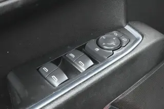 Chevrolet Silverado 1500 2023 4x2 LT 4 puertas Crew Cab 5.8 ft. SB
