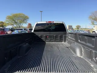 Chevrolet Silverado 2500HD 2010 4x4 LT 4dr Crew Cab SB