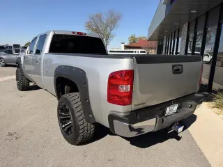 Chevrolet Silverado 2500HD 2010 4x4 LT 4dr Crew Cab SB