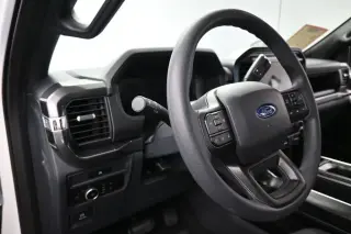 Ford F-150 2025 4x4 STX 4dr SuperCrew 5.5 ft. SB