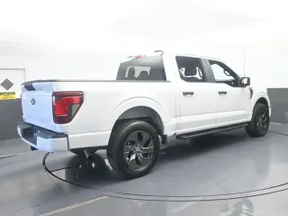 Ford F-150 2025 4x4 STX 4dr SuperCrew 5.5 ft. SB
