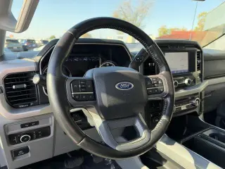 Ford F-150 2021 4x4 XL 4puertas SuperCrew 5.5 pies. SB