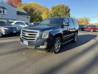2018 Cadillac Escalade LUXURY