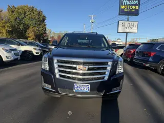 2018 Cadillac Escalade LUXURY
