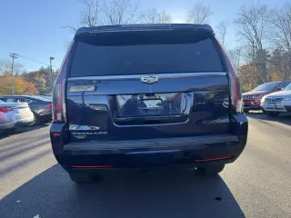 2018 Cadillac Escalade LUXURY