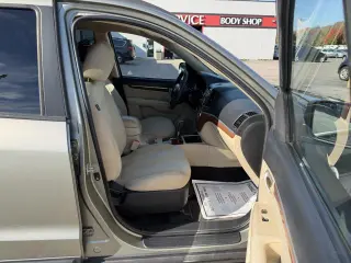 2009 Hyundai Santa Fe FWD 4dr Auto GLS