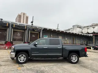 2018 Chevrolet Silverado 1500 4WD Crew Cab 143.5" LTZ w/1LZ