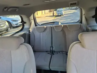 2009 Kia Sedona EX LWB