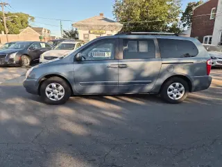 2009 Kia Sedona EX LWB