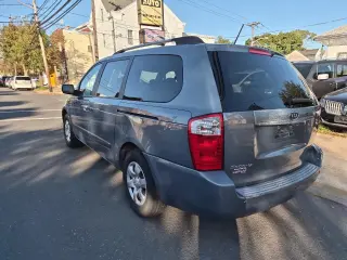 2009 Kia Sedona EX LWB