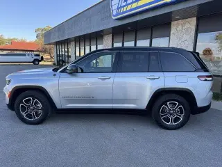 Jeep Grand Cherokee 2022 4x4 Trailhawk 4dr SUV (lanzamiento a mitad de año)