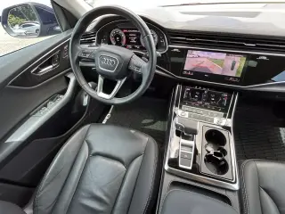 Audi Q8 2023 AWD quattro Premium 55 TFSI 4dr SUV