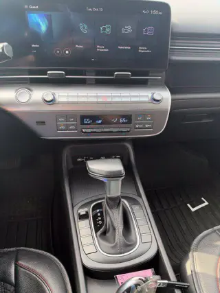 Hyundai KONA 2024 AWD SEL 4dr Crossover