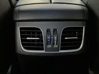 Genesis G80 2019 3.8 4dr Sedán