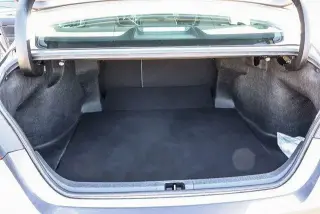 Toyota Camry 2024 SE Sedán 4 puertas