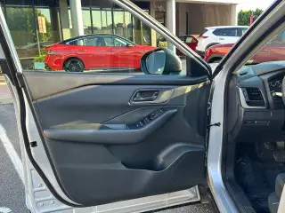 Nissan Rogue 2024 S 4d Crossover