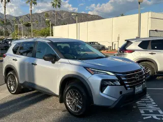 Nissan Rogue 2024 S 4d Crossover