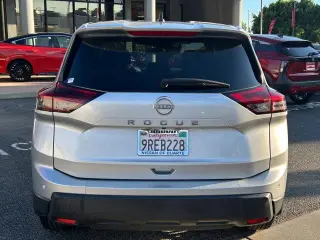 Nissan Rogue 2024 S 4d Crossover