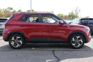 Hyundai VENUE 2022 SEL 4dr Crossover