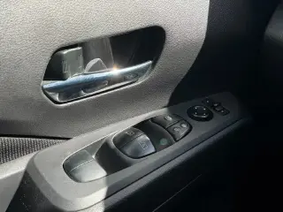 Nissan Kicks 2024 SV 4dr Crossover
