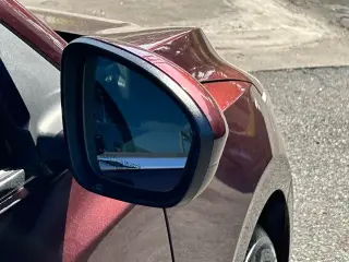 Nissan Sentra 2025 SV Sedán 4 puertas