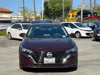 Nissan Sentra 2025 SV Sedán 4 puertas