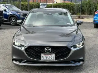 Mazda Mazda3 Sedán 2019 Premium 4dr Sedán