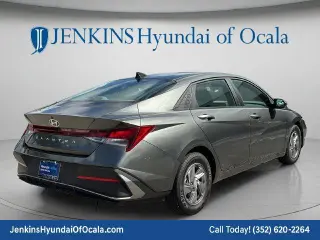 Hyundai ELANTRA 2025 SE 4dr Sedán