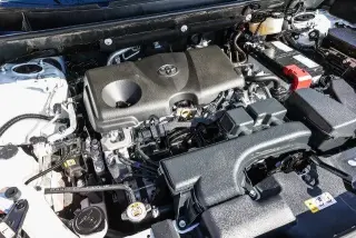 Toyota RAV4 2025 AWD XLE 4dr SUV