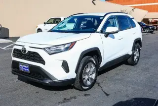 Toyota RAV4 2025 AWD XLE 4dr SUV