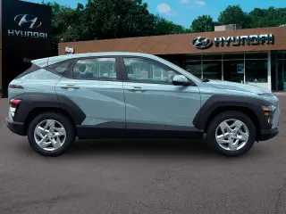 Hyundai KONA 2024 SE 4dr Crossover