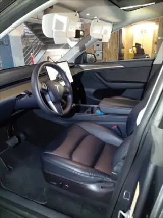 Tesla Model Y 2024 AWD Long Range 4dr Crossover