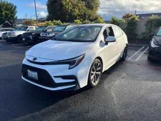 Toyota Corolla 2024 SE Sedán 4 puertas