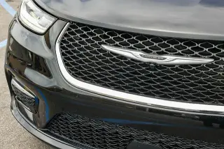 Chrysler Pacifica 2024 Touring L Minivan de 4 puertas