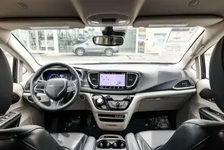 Chrysler Pacifica 2024 Touring L Minivan de 4 puertas