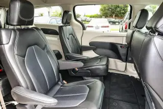 Chrysler Pacifica 2024 Touring L Minivan de 4 puertas