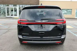 Chrysler Pacifica 2024 Touring L Minivan de 4 puertas
