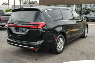 Chrysler Pacifica 2024 Touring L Minivan de 4 puertas