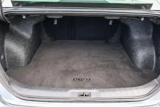 Nissan Altima 2025 2.5 SV 4dr Sedán