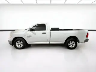 Ram 1500 Classic 2019 4x2 Tradesman 2dr Cabina Regular 8 ft. LB Pickup