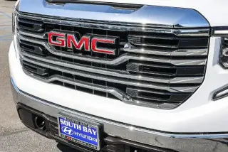 GMC Sierra 1500 2026 4x2 SLT 4dr Crew Cab 5.8 ft. SB