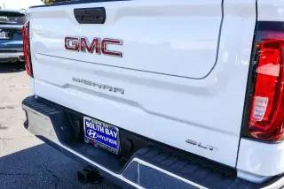 GMC Sierra 1500 2026 4x2 SLT 4dr Crew Cab 5.8 ft. SB