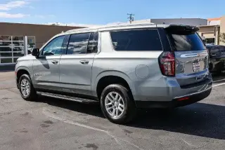 Chevrolet Suburban 2024 4x2 LT 4dr SUV