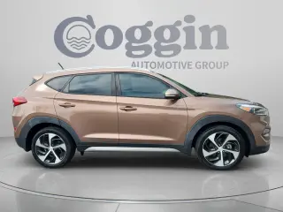 Hyundai TUCSON 2017 Sport 4dr SUV