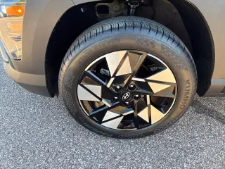Hyundai KONA 2025 AWD SEL Convenience 4dr Crossover