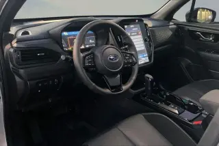 Subaru Forester 2026 AWD Touring Híbrido Crossover de 4 puertas