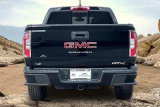 GMC Canyon 2022 4x4 AT4 4dr Crew Cab 5 ft. SB (Tela)
